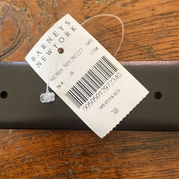 Barneys New York leather belt